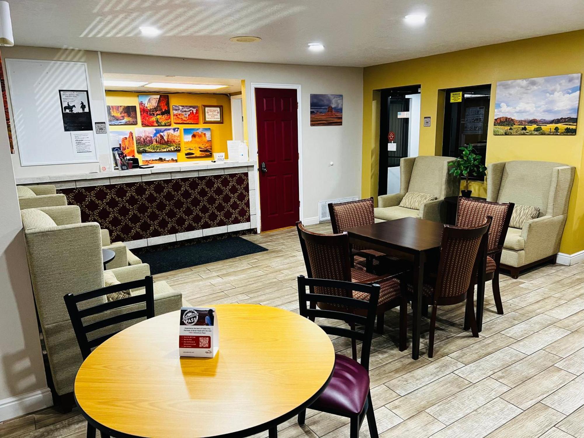 Cedar Lodge 锡达城 外观 照片