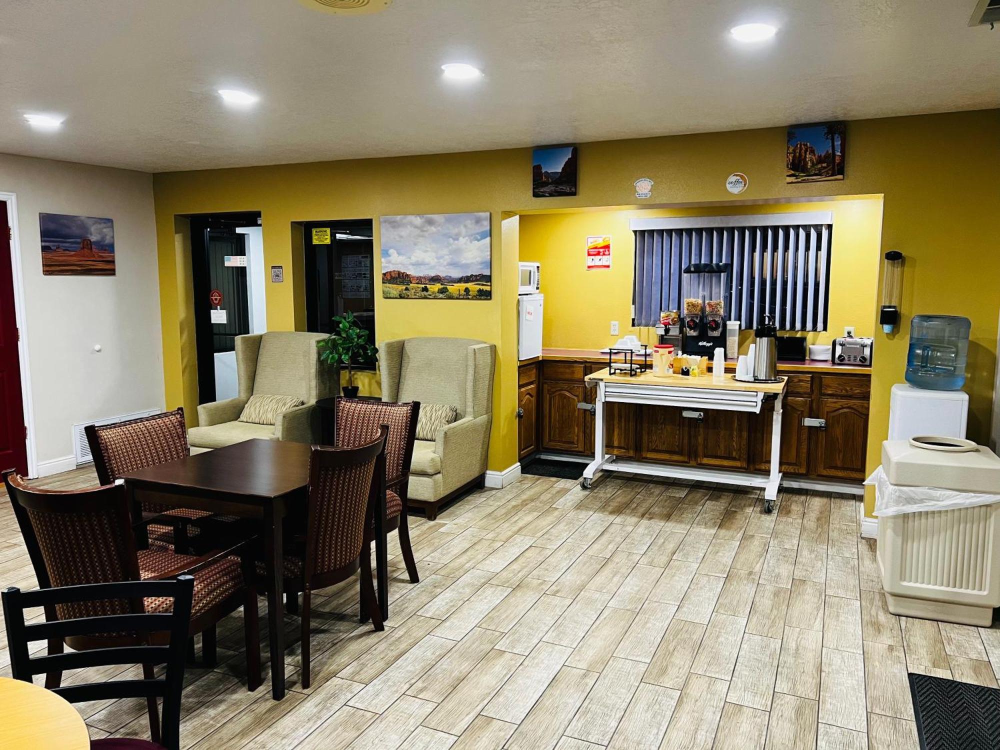 Cedar Lodge 锡达城 外观 照片
